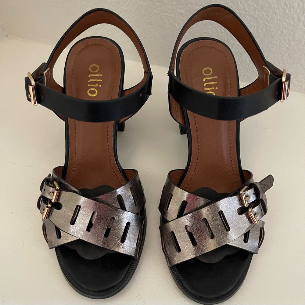 Ollio Block Heel Sandal Size 6 Metallic Pewter